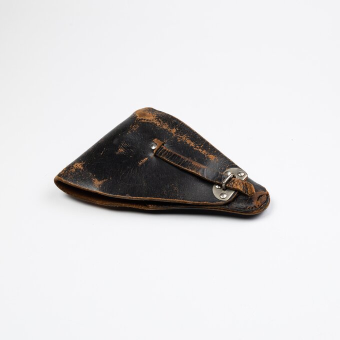 De holster van vader Debbaut